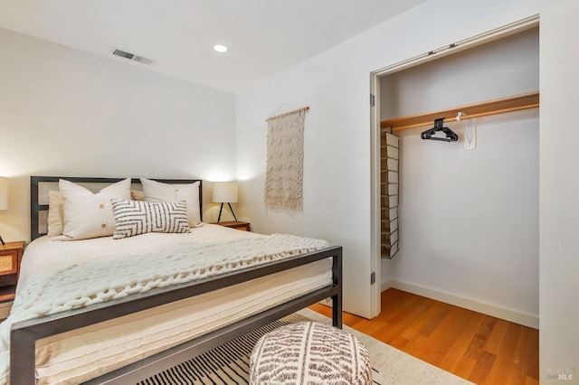 3 Wainwright Pl, Mill Valley, CA 94941 - bedroom with wood finished floors, recessed lighting, and baseboards