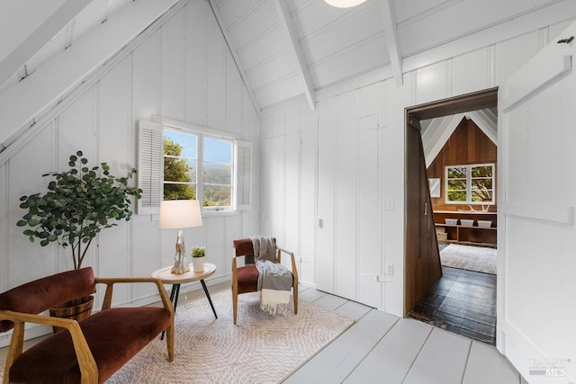 995 Greenhill Rd, Mill Valley, CA 94941 - sitting room with a decorative wall