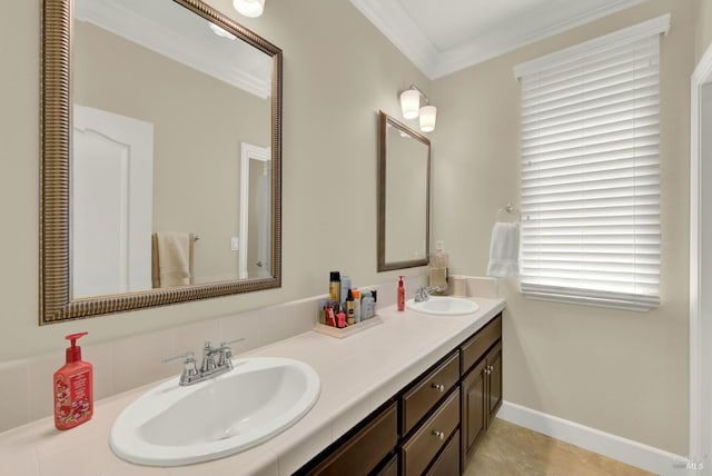 2986 Pebble Beach Cir, Fairfield, CA 94534 - full bathroom with double vanity, ornamental molding, and baseboards