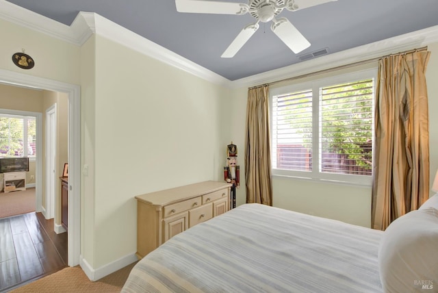 2986 Pebble Beach Cir, Fairfield, CA 94534 - bedroom with crown molding, baseboards, and ceiling fan