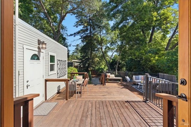 1572 Vista St, Oakland, CA 94602 - deck featuring outdoor lounge area