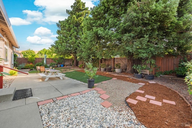2832 Parkview Ter, Fairfield, CA 94534 - fenced backyard with a patio area