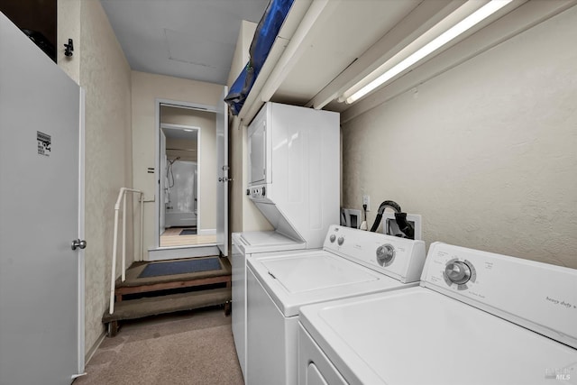 13201 Keys Blvd, Clearlake Oaks, CA 95423 - washroom featuring washer and clothes dryer