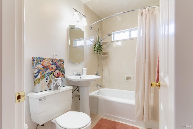 7 Fairview Ave, Vallejo, CA 94590 - bathroom featuring toilet, shower / tub combo with curtain, and tile patterned flooring