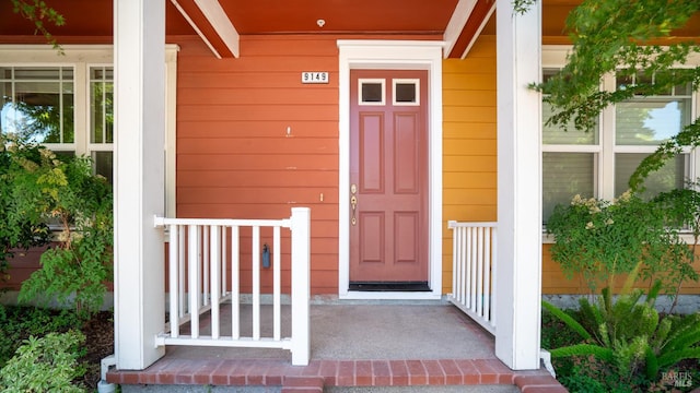 9149 Windsor Rd, Windsor, CA 95492 - view of exterior entry featuring a porch