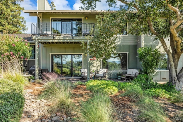 848 Acorn Way, Napa, CA 94558 - back of property with a balcony and board and batten siding