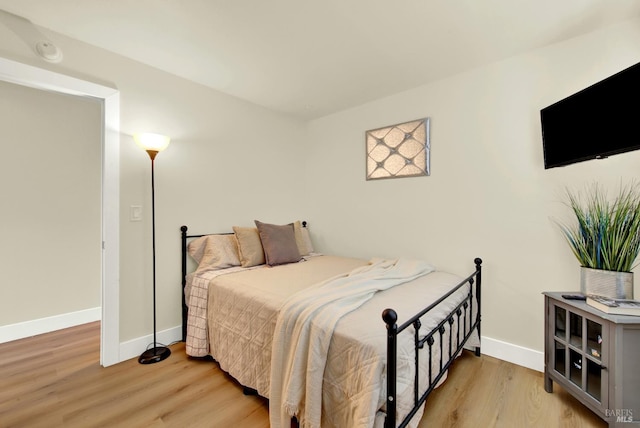 201 Pamela Ct, Vallejo, CA 94589 - bedroom with baseboards and light wood finished floors