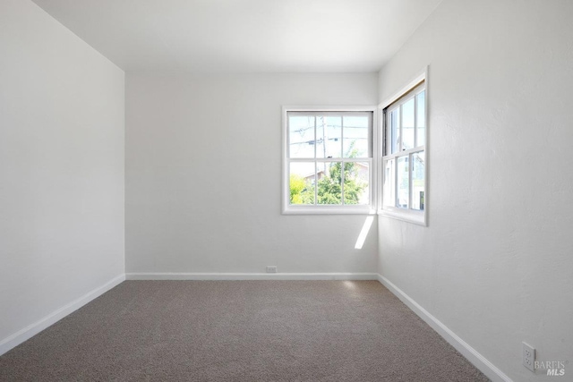 1408 Carl Ave, Vallejo, CA 94590 - carpeted spare room with baseboards
