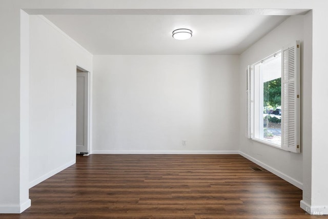 1408 Carl Ave, Vallejo, CA 94590 - empty room with dark wood finished floors and baseboards
