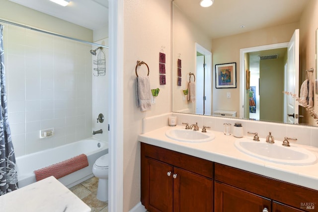 1617 Pear Tree Ln, Napa, CA 94558 - full bath with toilet, double vanity, and shower / bathtub combination with curtain