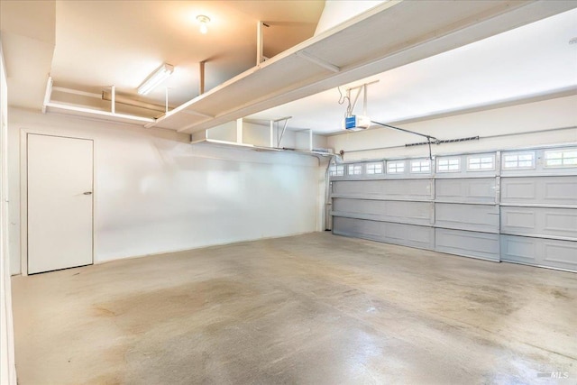 428 Lloyd Ct, Benicia, CA 94510 - garage with a garage door opener
