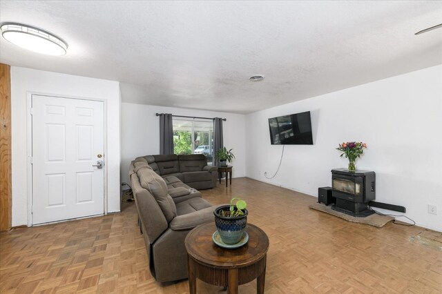 103 Quail Ct, Winters, CA 95694 - living room featuring a wood stove