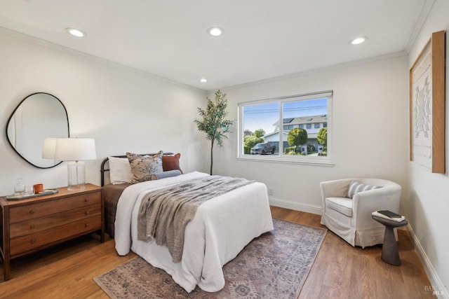 16 Tradewind Psge, Corte Madera, CA 94925 - bedroom featuring crown molding, wood finished floors, baseboards, and recessed lighting