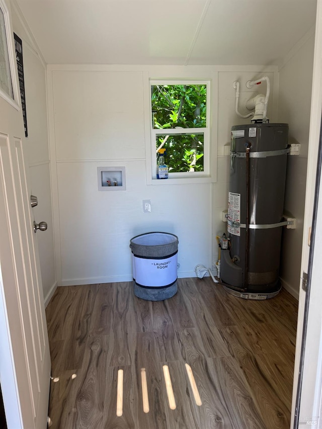 1529 San Anselmo Ave Unit A B, San Anselmo, CA 94960 - laundry room with water heater, washer hookup, and wood finished floors
