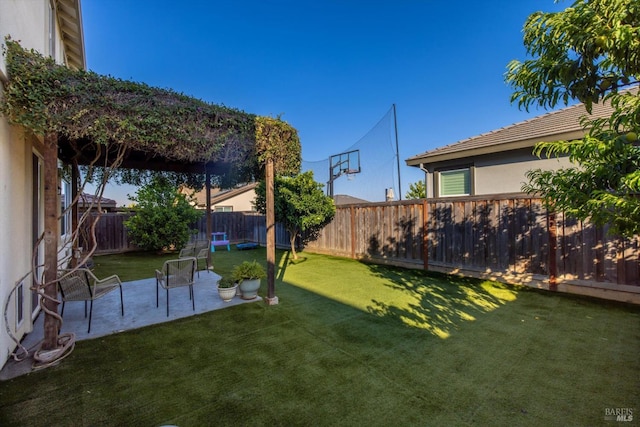 5340 Discovery Way, Fairfield, CA 94533 - view of yard with a patio area