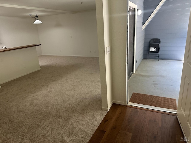 143 Sea Crest Cir, Vallejo, CA 94590 - corridor featuring carpet flooring and baseboards