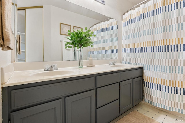 404 Mellowood Ct, Suisun City, CA 94585 - bathroom featuring double vanity