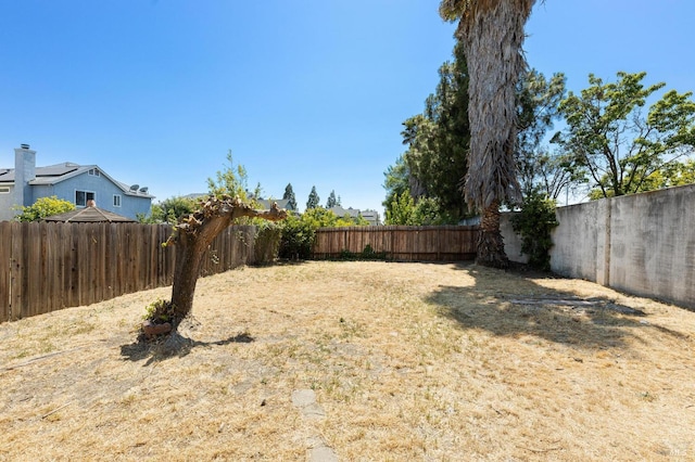404 Mellowood Ct, Suisun City, CA 94585 - view of fenced backyard