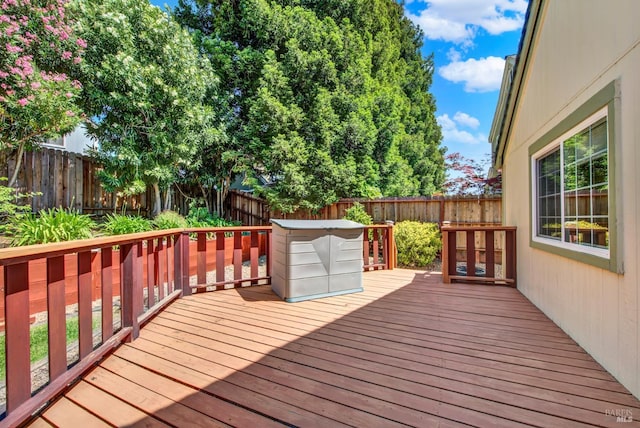 2340 Canton Ct, Fairfield, CA 94534 - deck with a fenced backyard