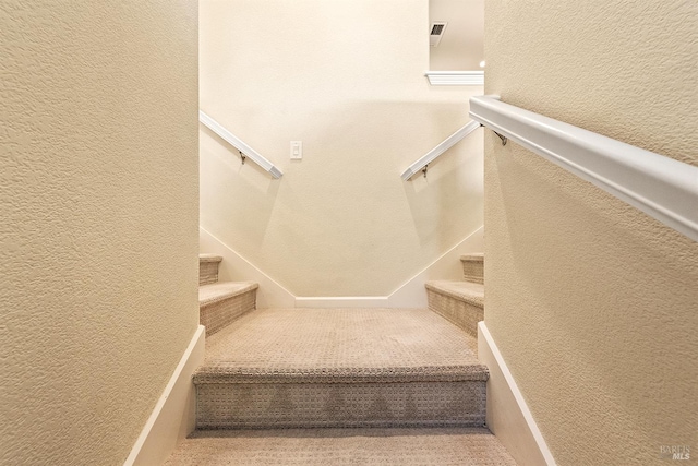 180 Healdsburg Ave Unit B, Cloverdale, CA 95425 - staircase featuring a textured wall
