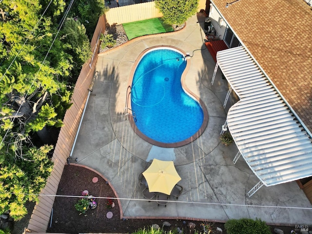 8567 Davona Dr, Dublin, CA 94568 - view of swimming pool featuring a patio