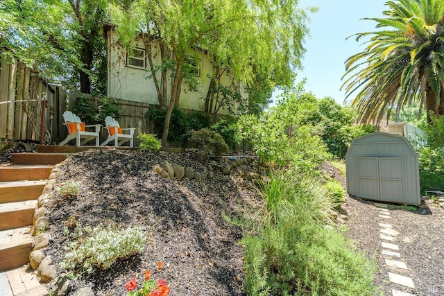 210 San Francisco Blvd, San Anselmo, CA 94960 - view of yard featuring a storage shed