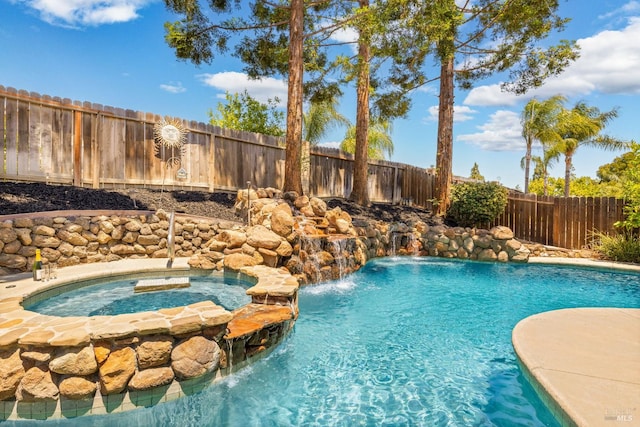 2131 Hailstone Way, Antioch, CA 94509 - view of swimming pool with a fenced backyard and a pool with connected hot tub
