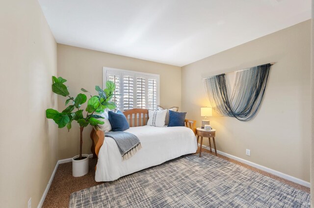 479 Jasper Ct, Benicia, CA 94510 - bedroom with baseboards and carpet