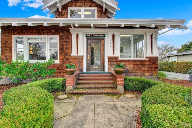 1763 2nd St, Napa, CA 94559 - view of front of property with a porch