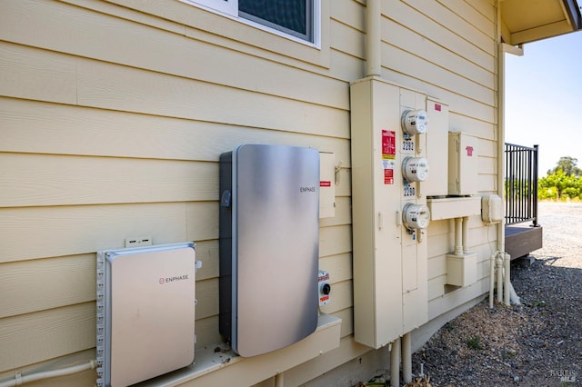 2290 Woolsey Rd, Fulton, CA 95439 - exterior view of a power storage unit