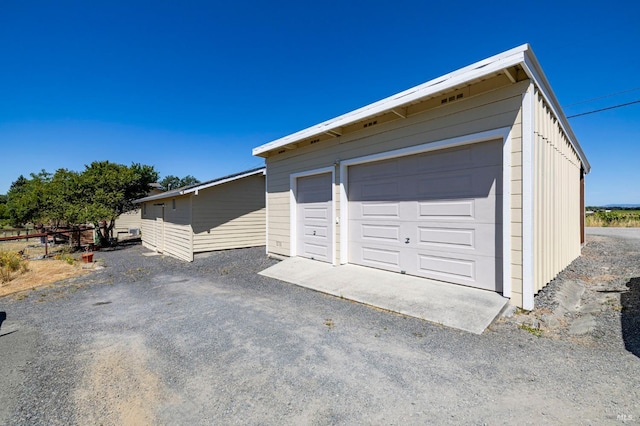 2290 Woolsey Rd, Fulton, CA 95439 - view of garage
