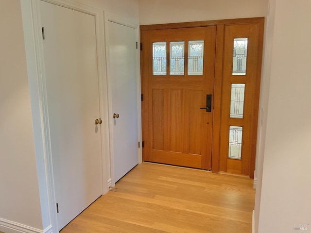 164 Oak Island Dr, Santa Rosa, CA 95409 - foyer with light wood-style floors and plenty of natural light