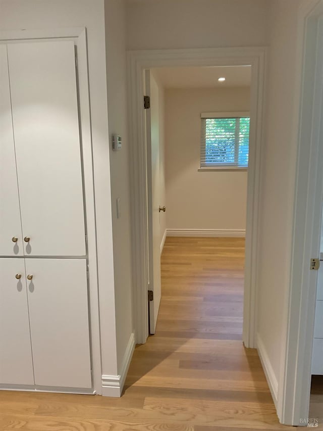 164 Oak Island Dr, Santa Rosa, CA 95409 - hall featuring light wood-type flooring