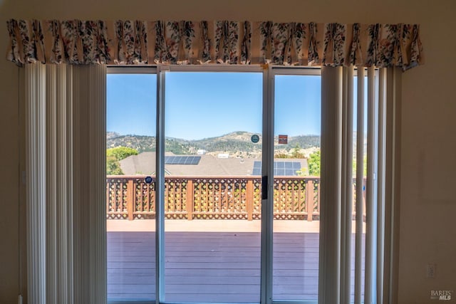6327 Meadowridge Dr, Santa Rosa, CA 95409 - doorway featuring a mountain view