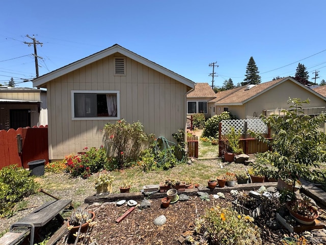 716 Mountain View Ave, Petaluma, CA 94952 - view of front of property