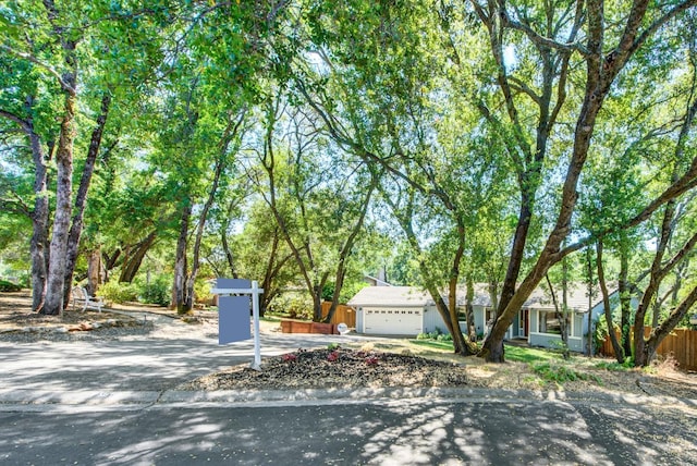 2588 King Edward Ct, El Dorado Hills, CA 95762 - view of front of house featuring an attached garage and driveway