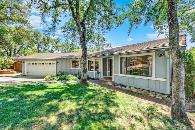 2588 King Edward Ct, El Dorado Hills, CA 95762 - ranch-style house with an attached garage, a front lawn, and concrete driveway