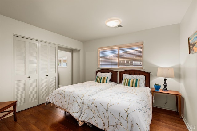 406 White Oak Dr, Santa Rosa, CA 95409 - bedroom featuring wood-type flooring and a closet