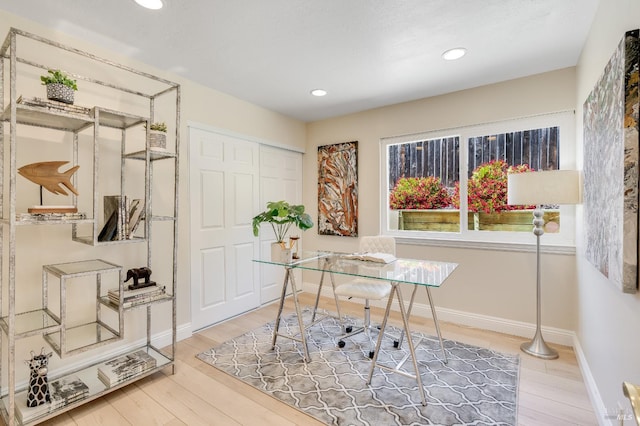 510 Hastings Dr, Benicia, CA 94510 - office featuring wood finished floors and recessed lighting