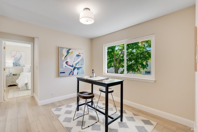 510 Hastings Dr, Benicia, CA 94510 - home office with light wood-type flooring