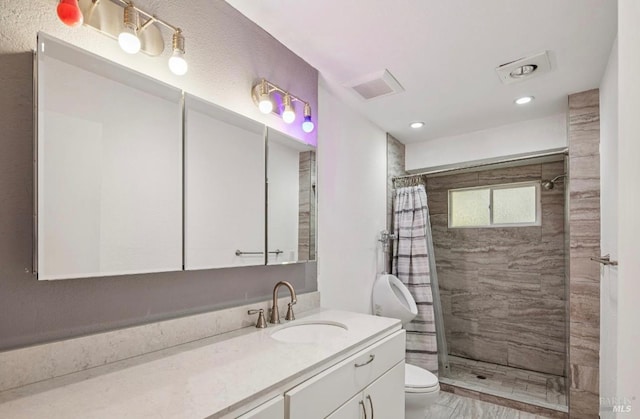 31 Buckelew St, Sausalito, CA 94965 - bathroom featuring vanity, tiled shower, and recessed lighting