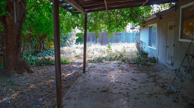 1701 Palm Pl, Davis, CA 95618 - view of patio / terrace