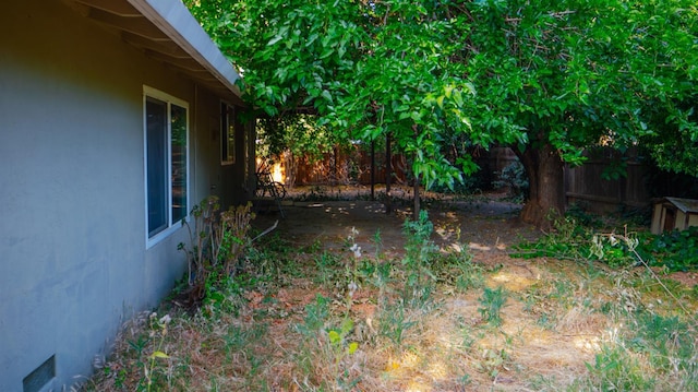 1701 Palm Pl, Davis, CA 95618 - view of fenced backyard