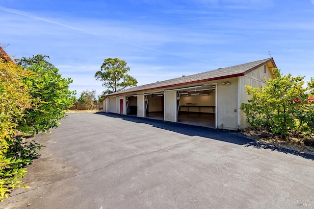 1288 Triple Oak Way, Fulton, CA 95439 - view of garage