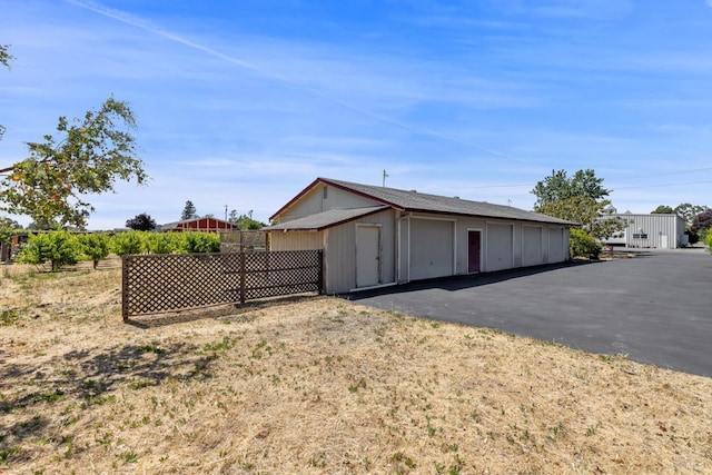 1288 Triple Oak Way, Fulton, CA 95439 - view of garage