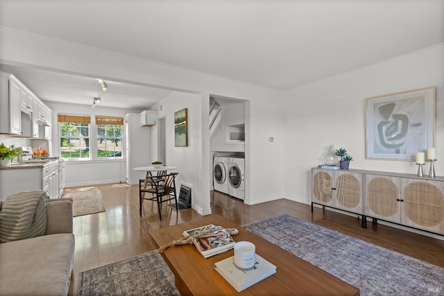 20 Selfridge St, Vallejo, CA 94590 - living area featuring washer and dryer and dark wood finished floors
