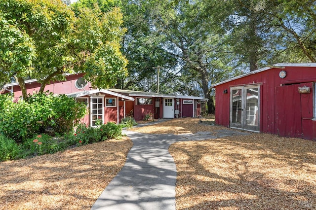 210 Valley View Dr, Petaluma, CA 94952 - view of front of property featuring an outbuilding