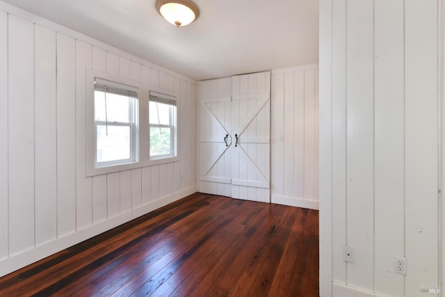 1388 Sulphur Springs Ave, Saint Helena, CA 94574 - unfurnished room with dark wood-style flooring and baseboards