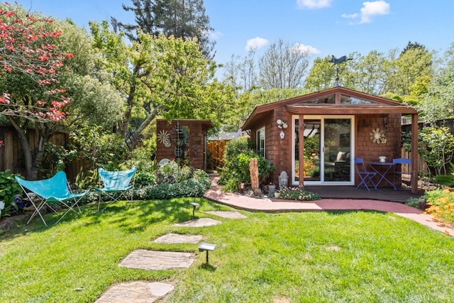 128 Walnut Ave, Mill Valley, CA 94941 - view of yard featuring an outbuilding