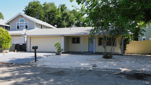15190 Highlands Hbr, Clearlake, CA 95422 - view of front facade with driveway and a porch